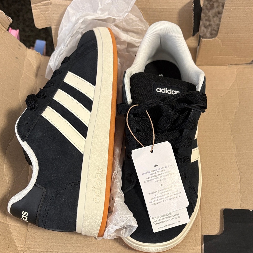 Adidas Men's Black Sneakers with White Stripes Classic style